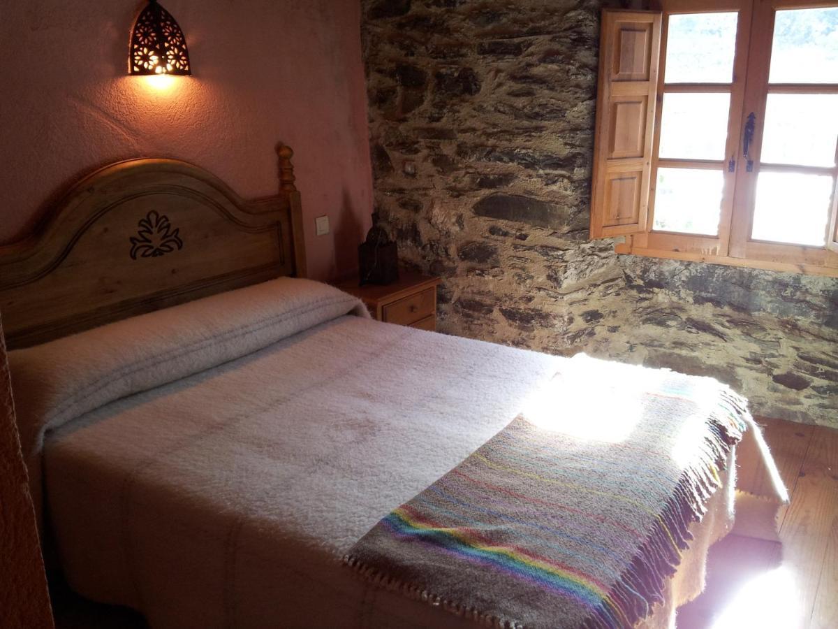 Hotel Rural El Urogallo Murias de Paredes Kamer foto